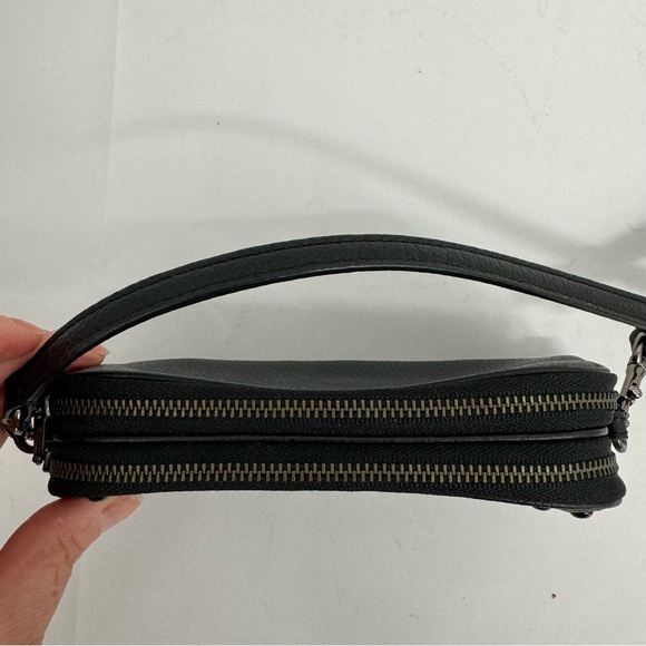 Coach Lacquer Rivets Ladies Small Leather Clutch Handbag - Picture 9 of 15